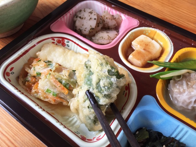 食宅便 魚介天ぷらと野菜のかき揚げ8